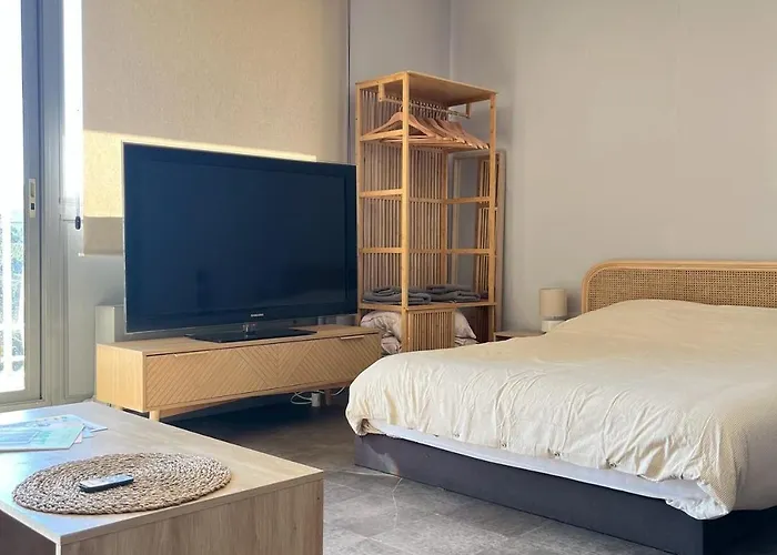 One Bedroom Centre Free Private Parking Διαμέρισμα